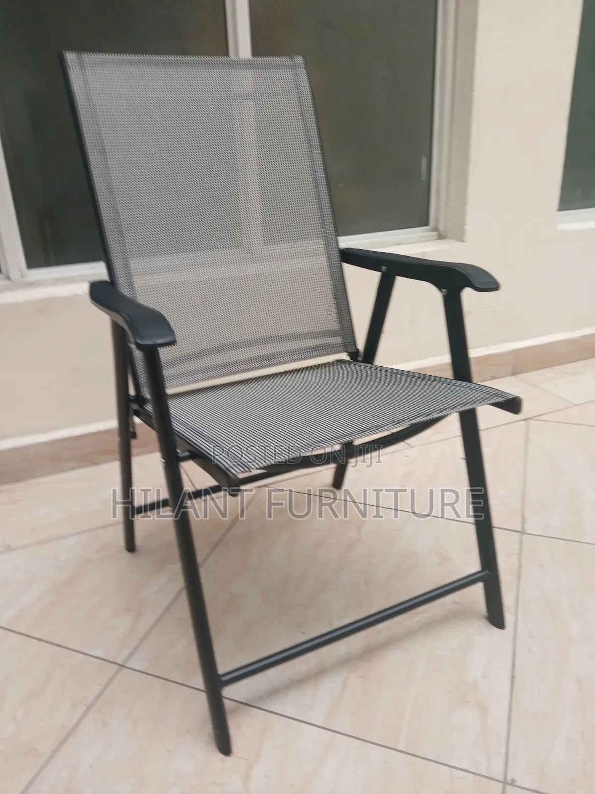Heavy-Duty Breathable Foldable Chair