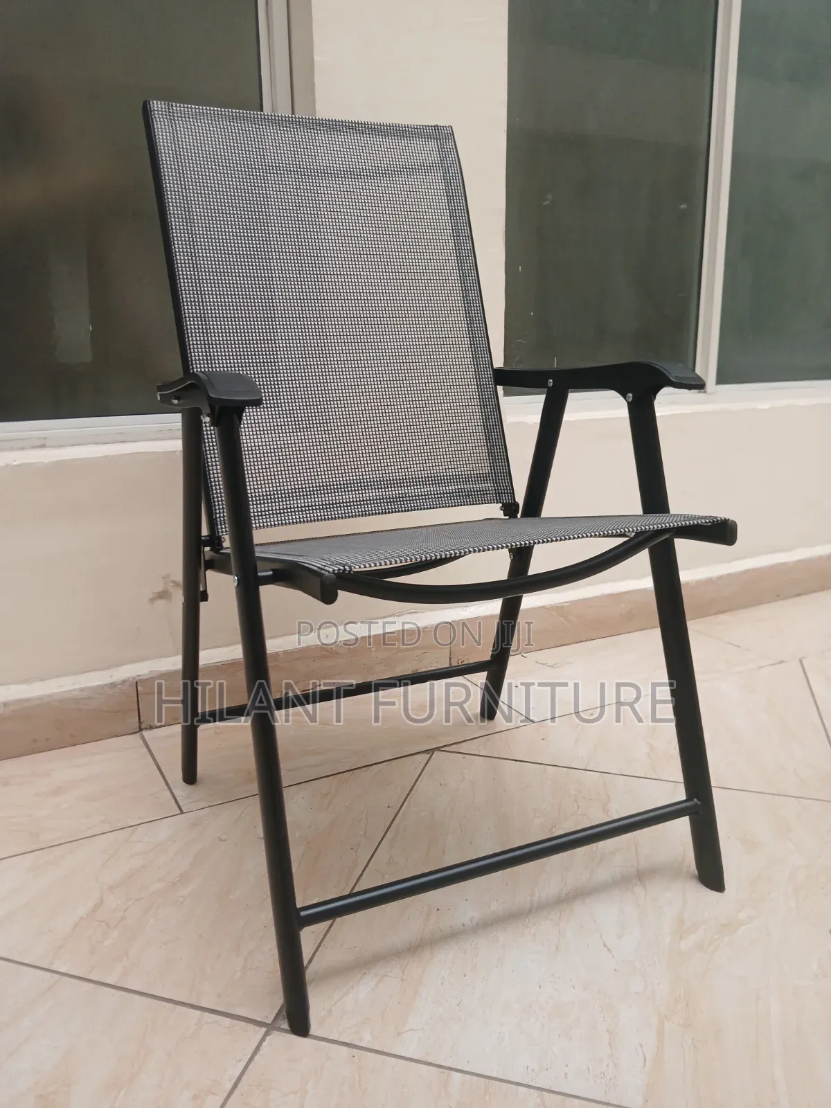 Heavy-Duty Breathable Foldable Chair