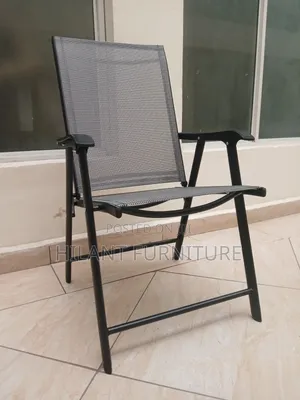 Heavy-Duty Breathable Foldable Chair