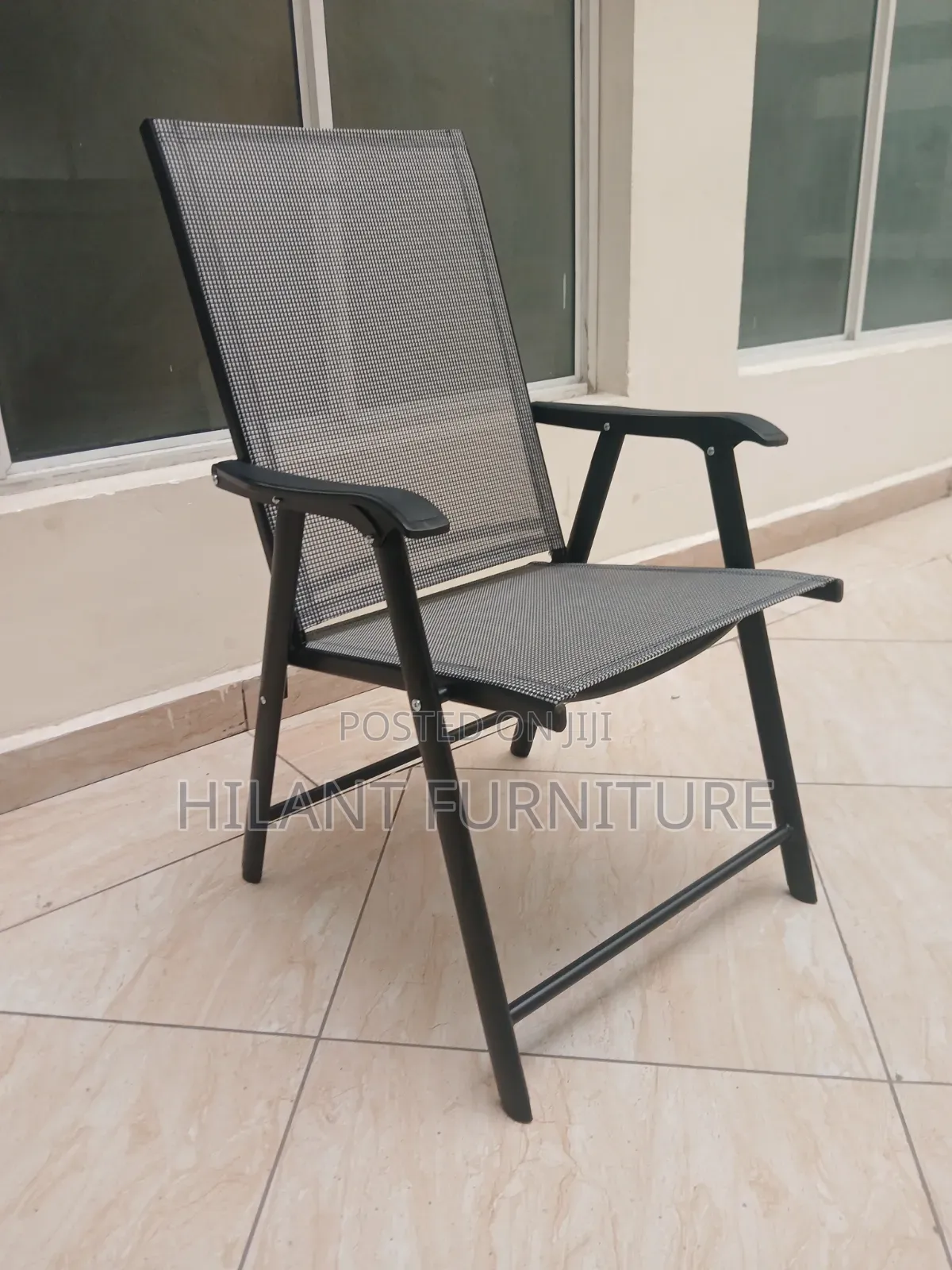 Heavy-Duty Breathable Foldable Chair