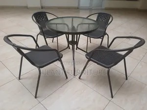 4-Seater Outdoor Mesh Dining Set With Round Glass Table