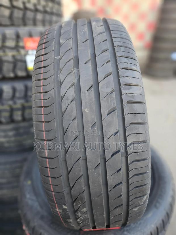 215/50r18 Three a Tyre - thumbnail 2