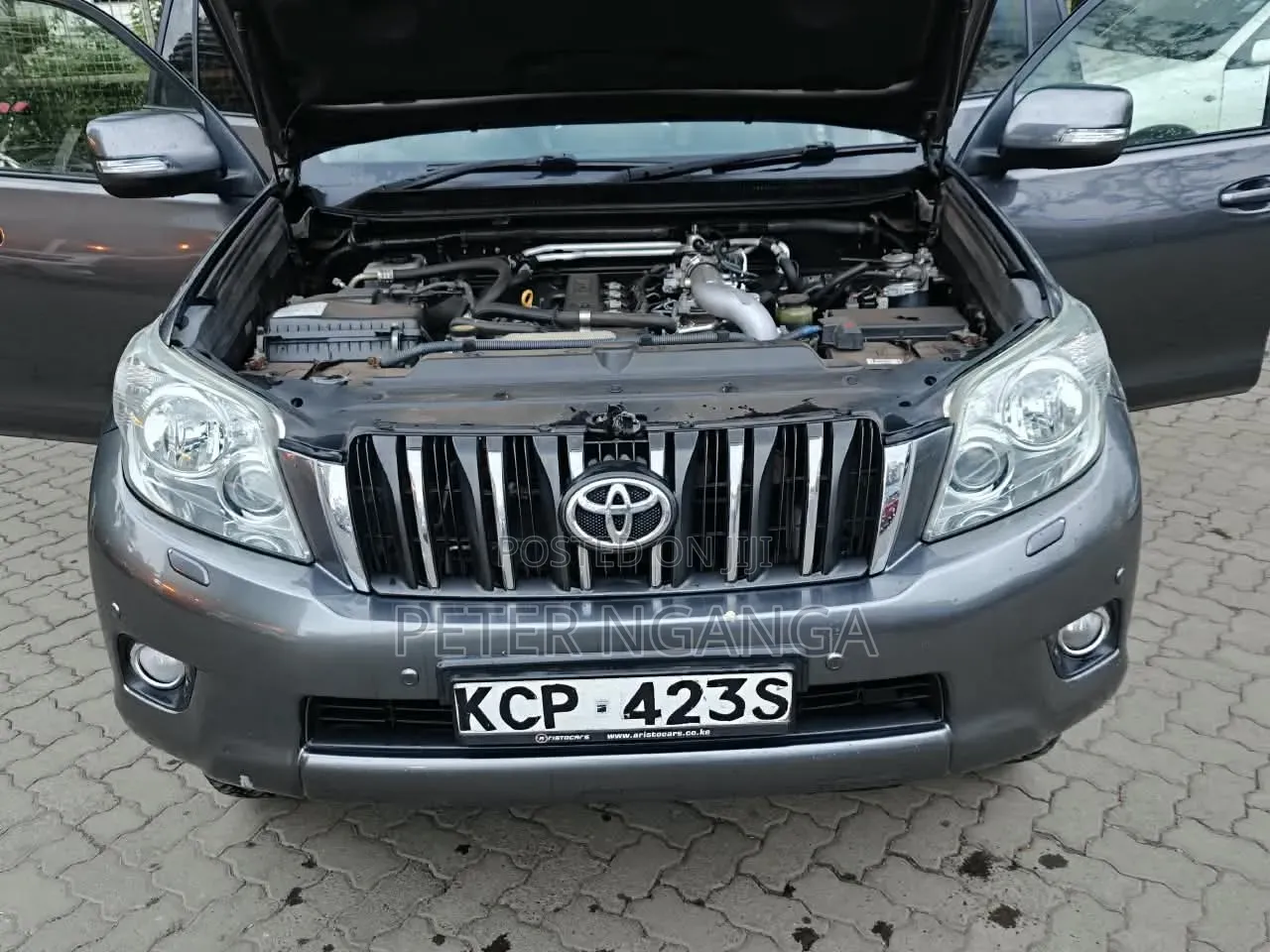 Toyota Land Cruiser Prado 3.0 TD 2010 Gray