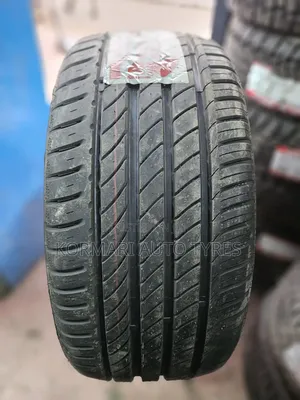 235/40r18 Zextour Tire