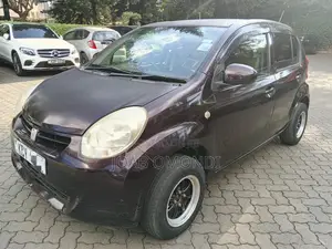 Toyota Passo 1.0 FWD 2013 Burgundy
