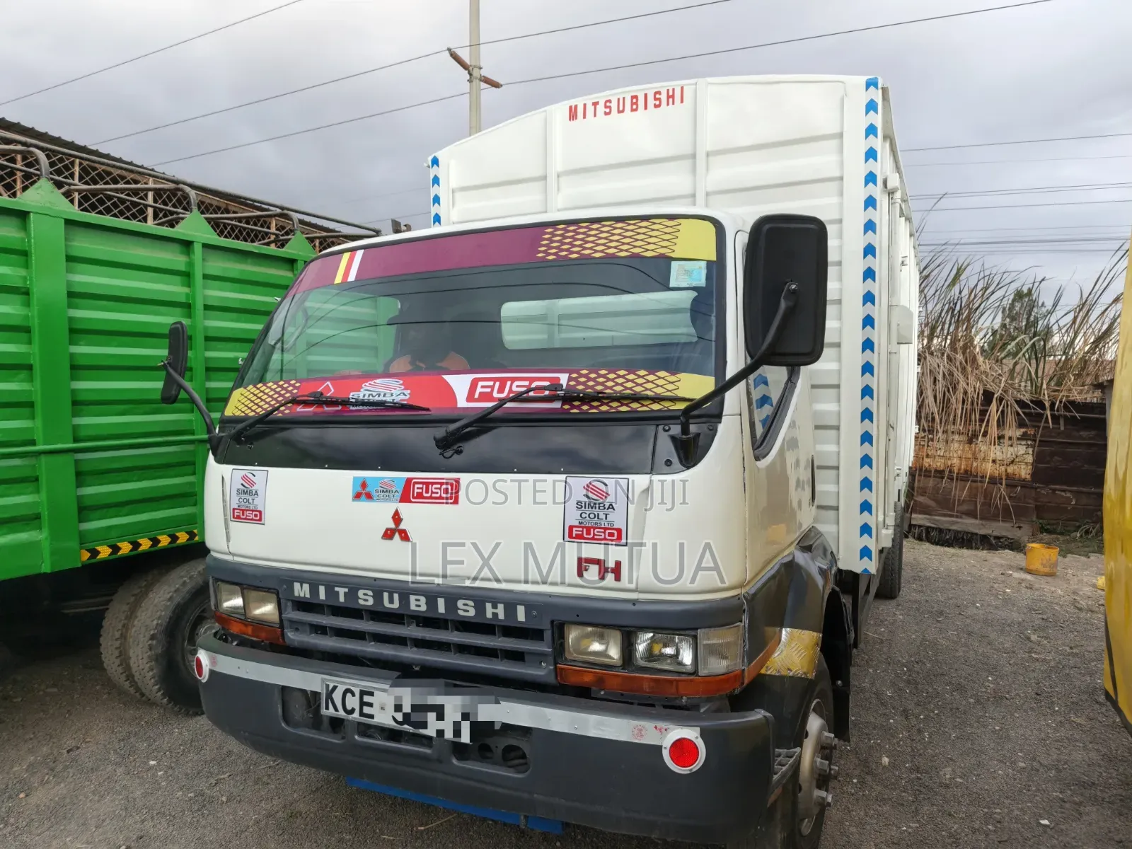 Mitsubishi Fh Truck 2017 White