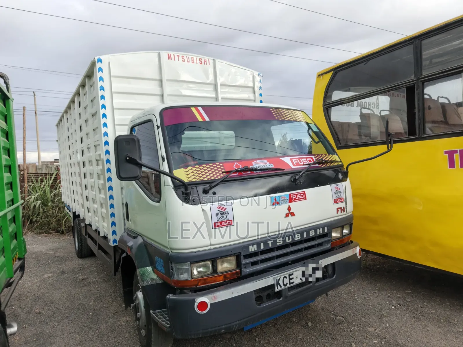 Mitsubishi Fh Truck 2017 White