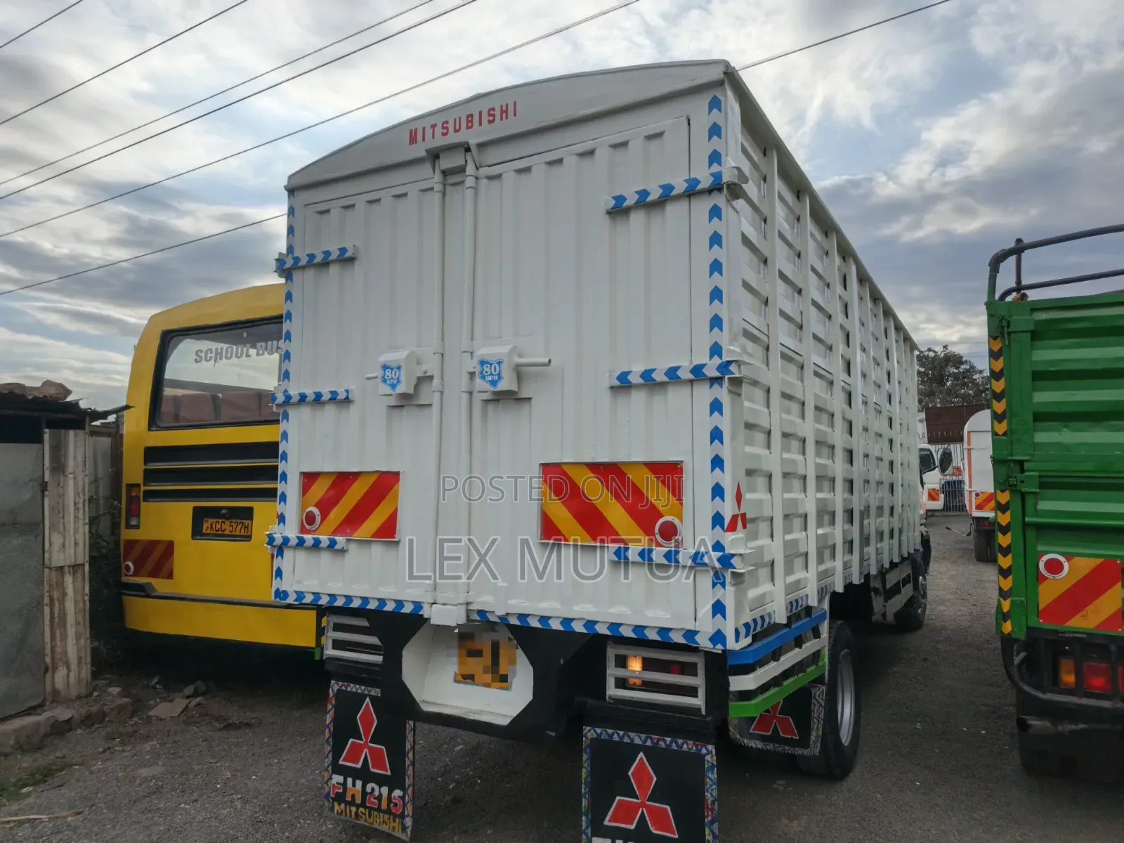 Mitsubishi Fh Truck 2017 White