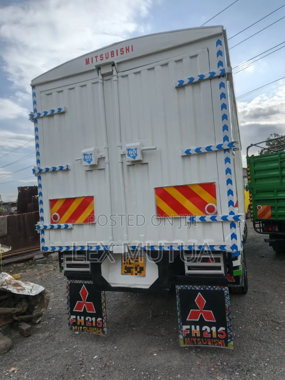 Mitsubishi Fh Truck 2017 White