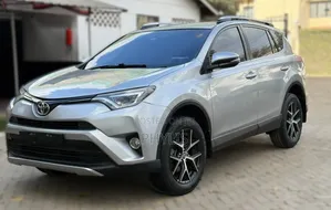 Toyota RAV4 2017 Silver
