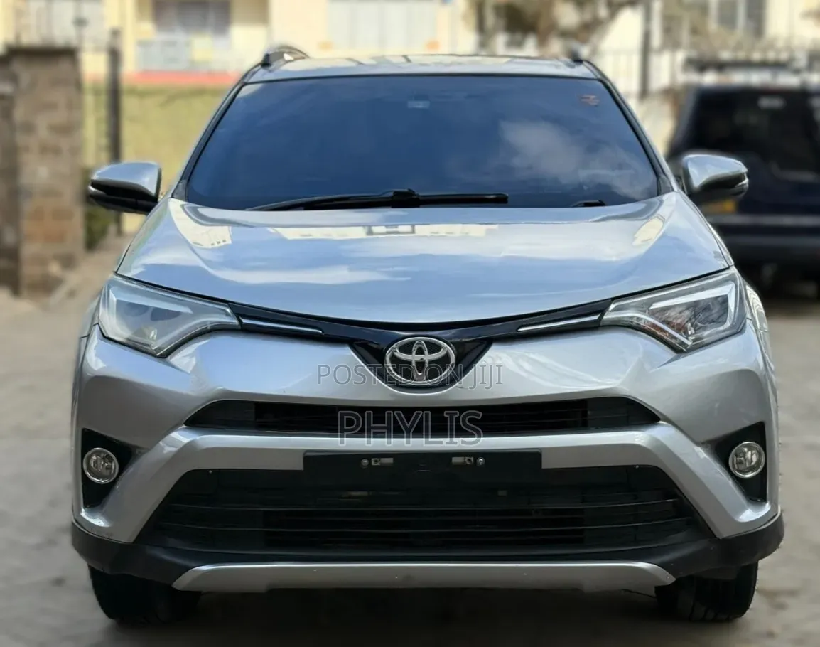 Toyota RAV4 2017 Silver