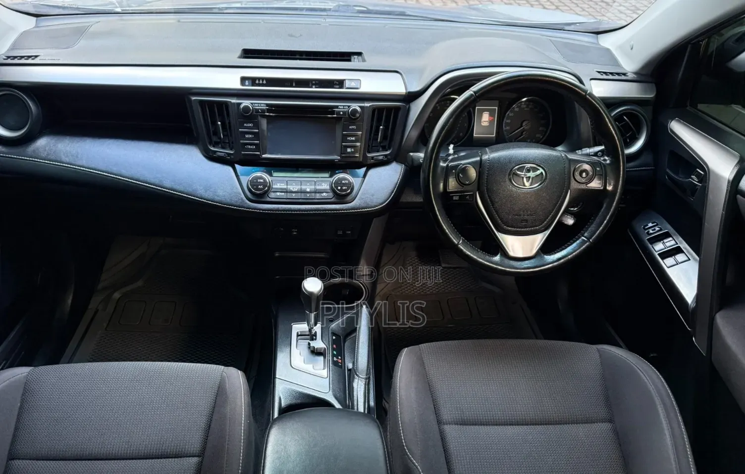 Toyota RAV4 2017 Silver