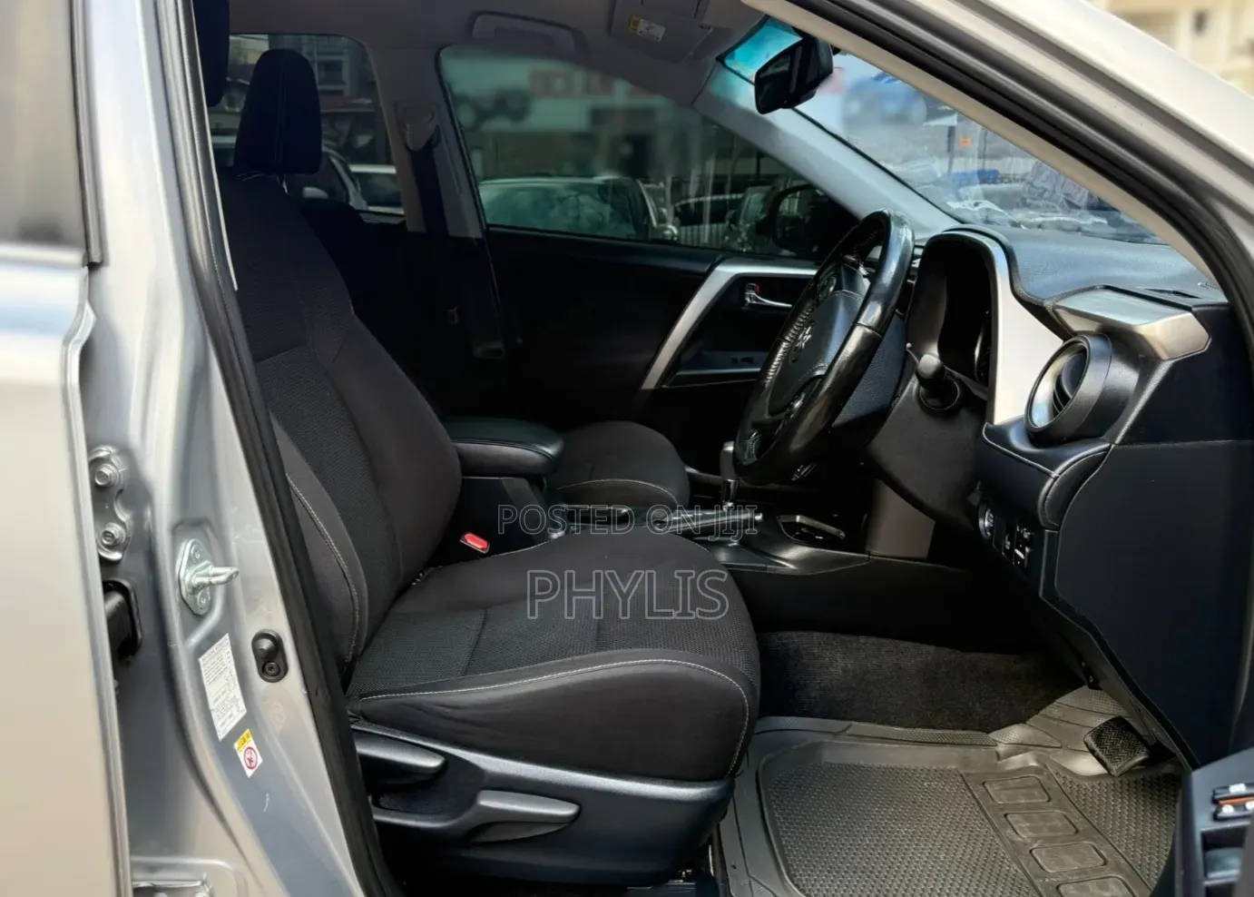 Toyota RAV4 2017 Silver