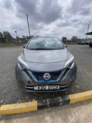 Nissan Note 1.2 Hybrid 2017 Gray
