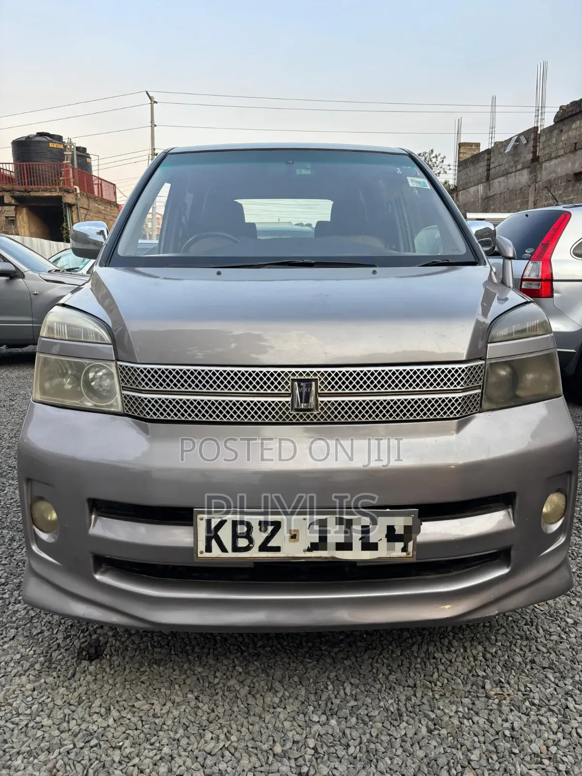 Toyota Voxy X 2WD 8-Seater 2007 Gray