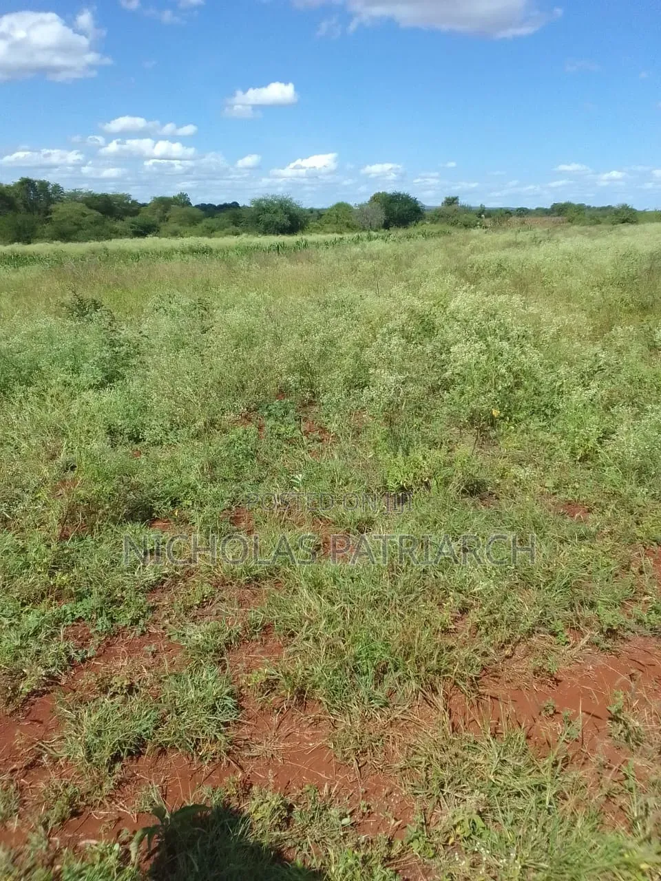 100 Acres Emali Touching Mombasa Road Selling at 2.8m.per Acre