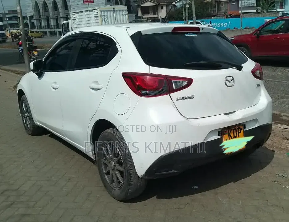 Mazda Demio 2016 White