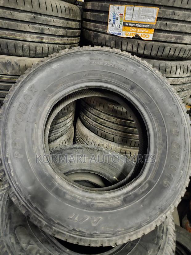 235/70r16 Petromax Tire - thumbnail 2