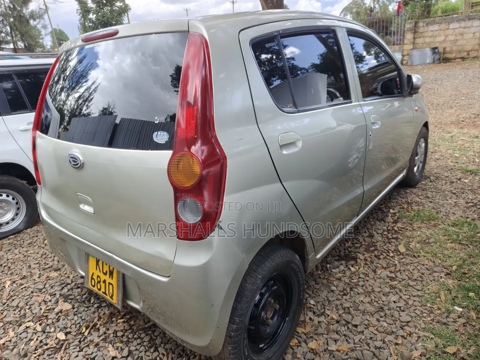 Daihatsu Mira 2012 Silver
