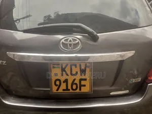 Toyota Vitz 2013 Gray