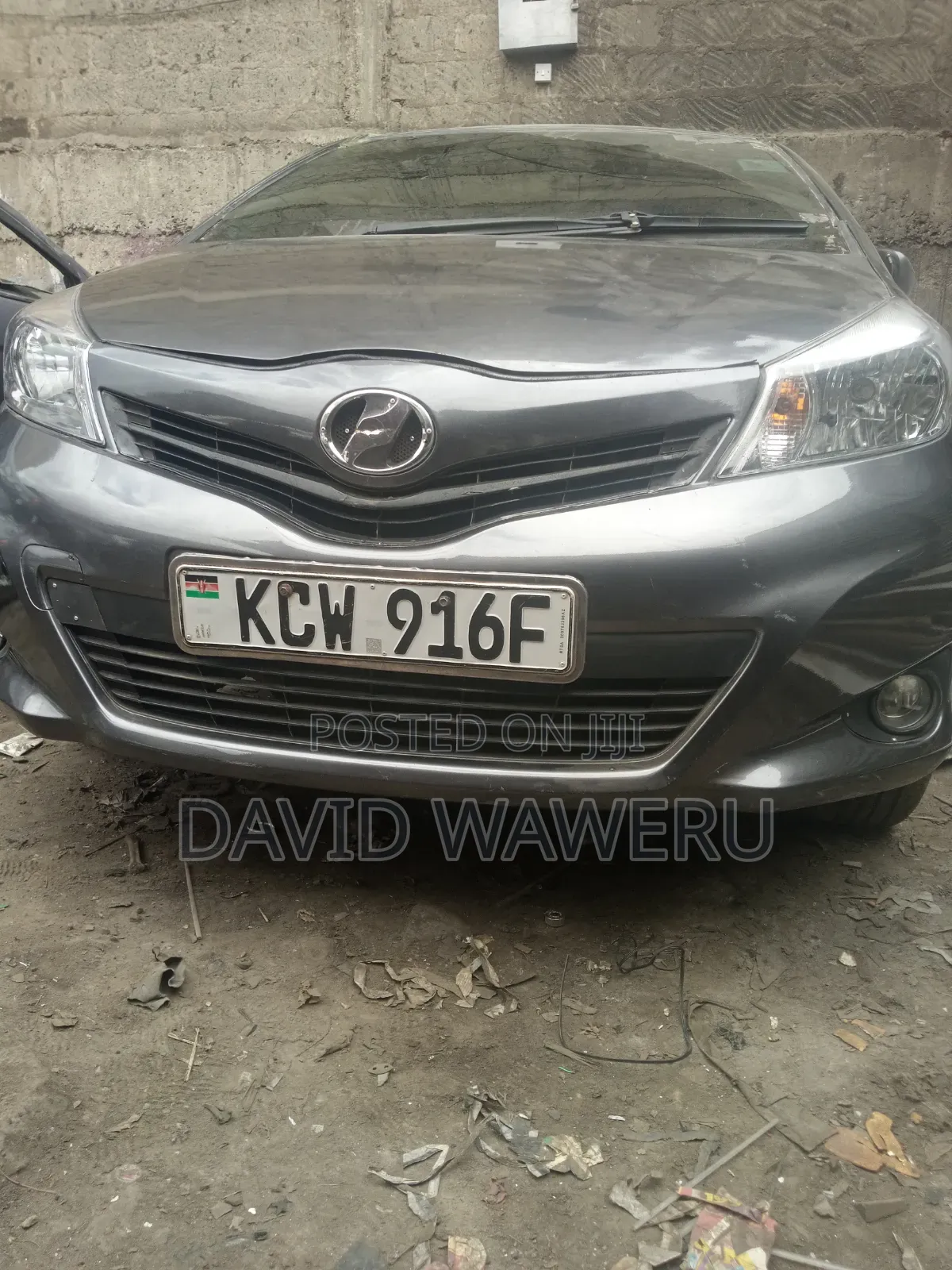 Toyota Vitz 2013 Gray