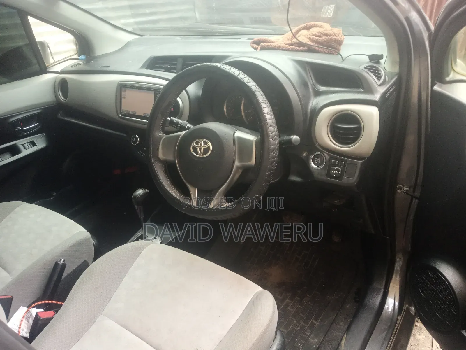 Toyota Vitz 2013 Gray