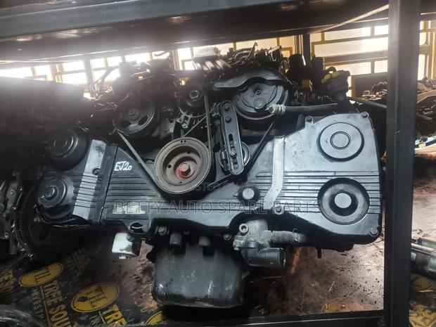 Subaru Ej20 4 Cam Complete Engine - thumbnail 2
