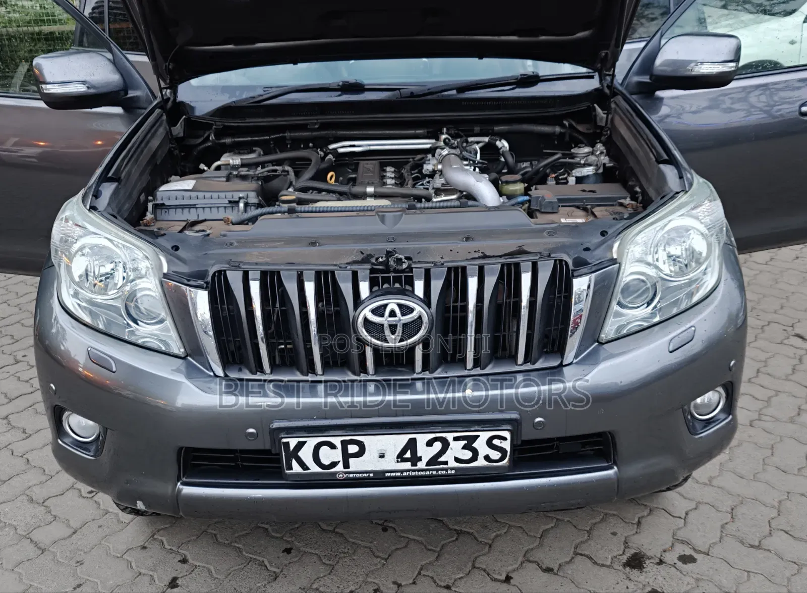 Toyota Land Cruiser Prado 3.0 TD 2010 Gray