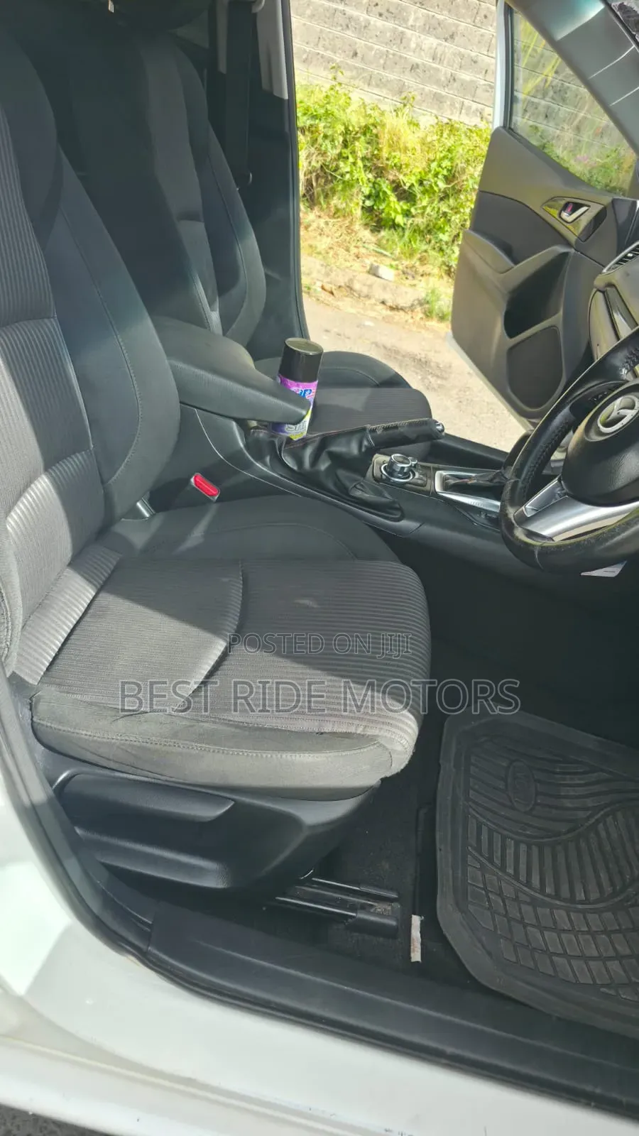Mazda Axela SV Premium 2014 White