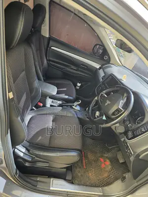 Mitsubishi Outlander 2015 Gray
