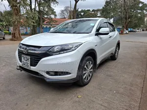 Honda Vezel 1.5 Hybrid 2WD 2015 White