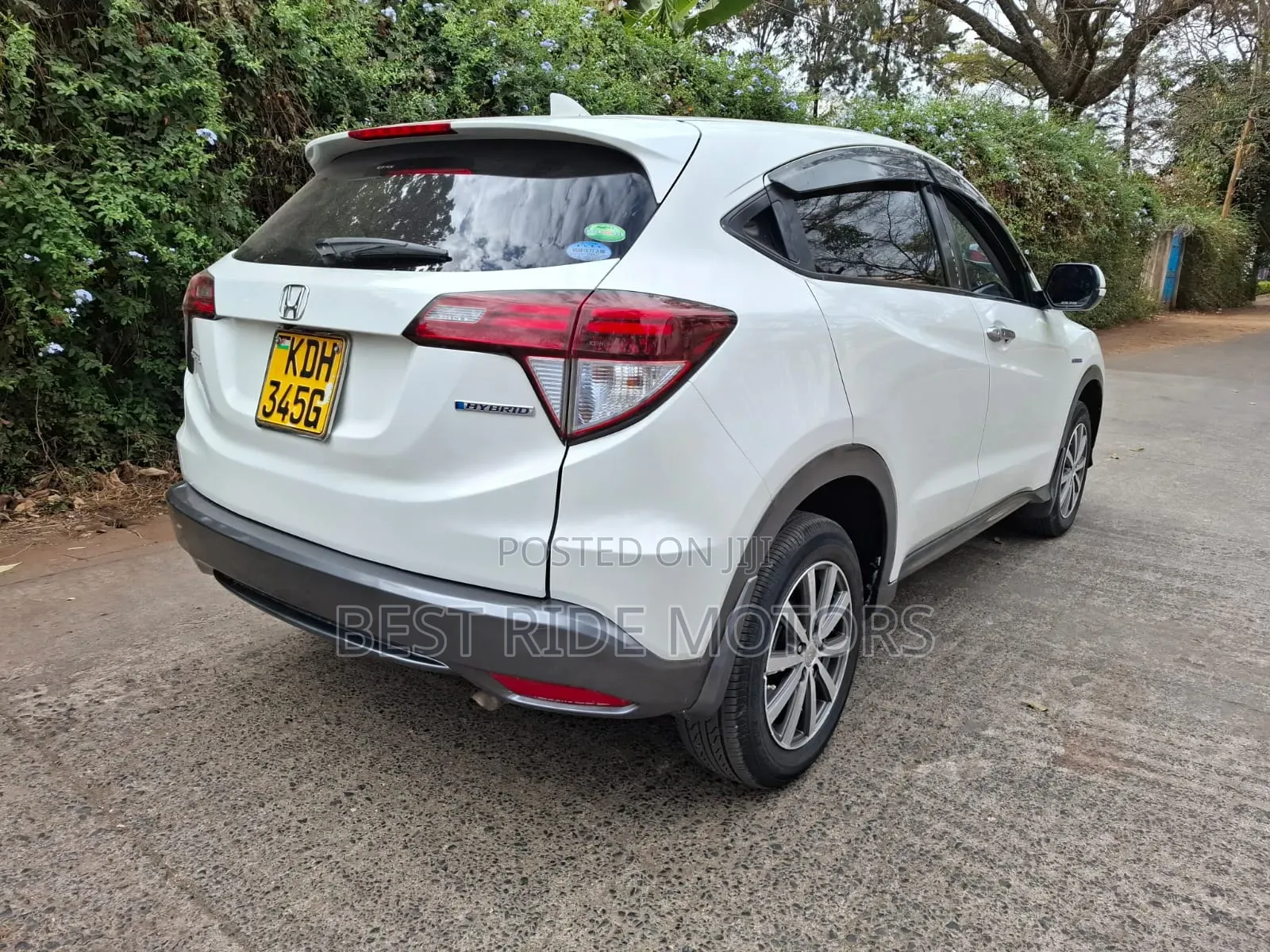 Honda Vezel 1.5 Hybrid 2WD 2015 White