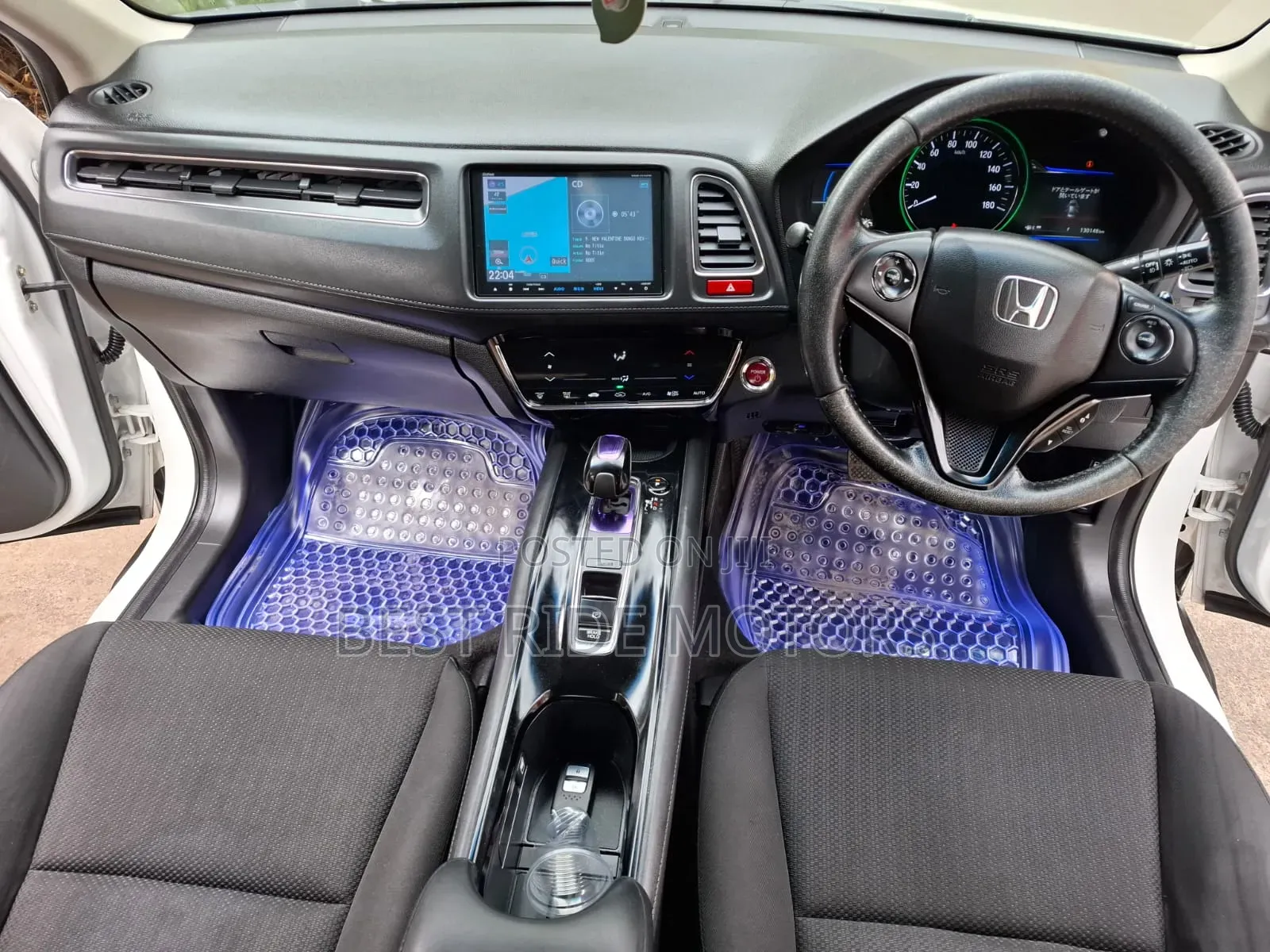 Honda Vezel 1.5 Hybrid 2WD 2015 White