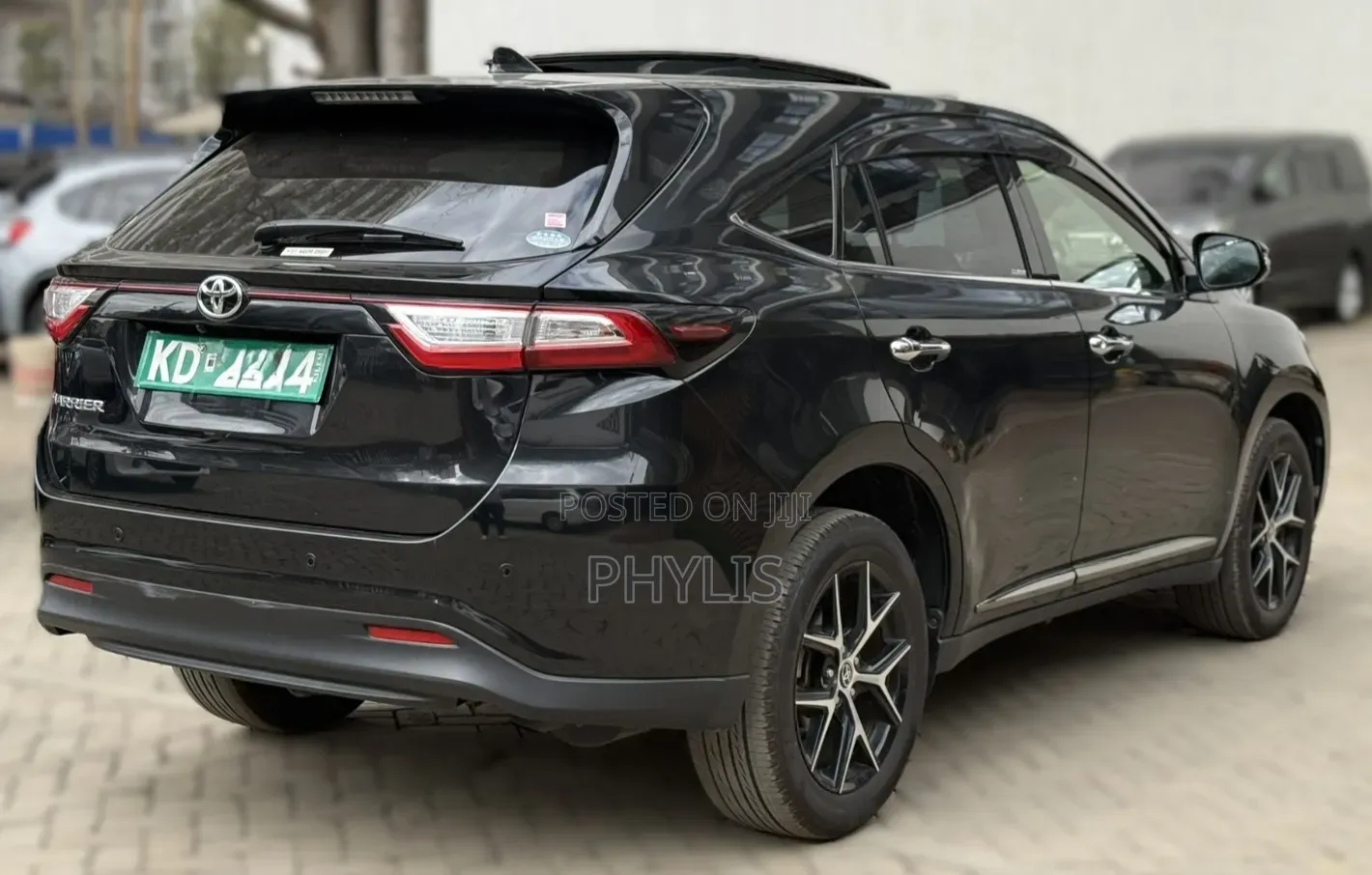 Toyota Harrier 2.0 2019 Black