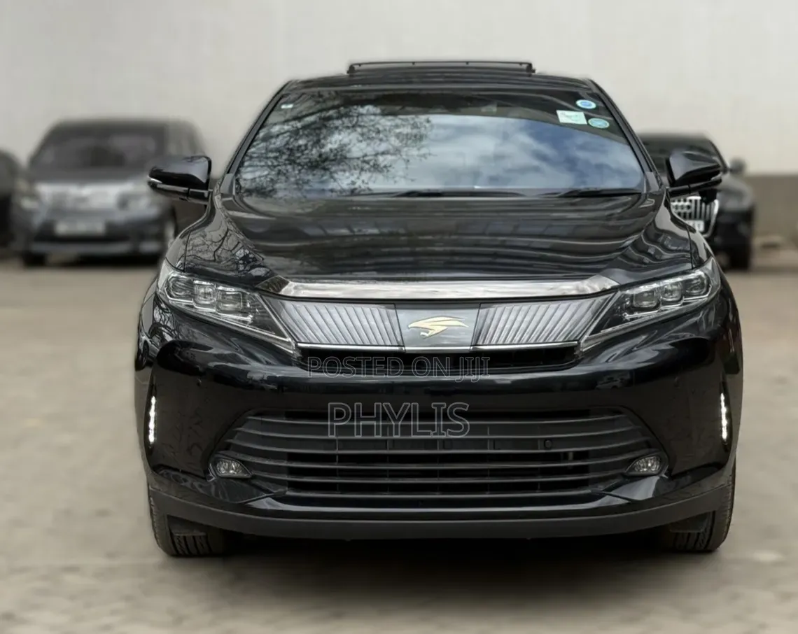 Toyota Harrier 2.0 2019 Black