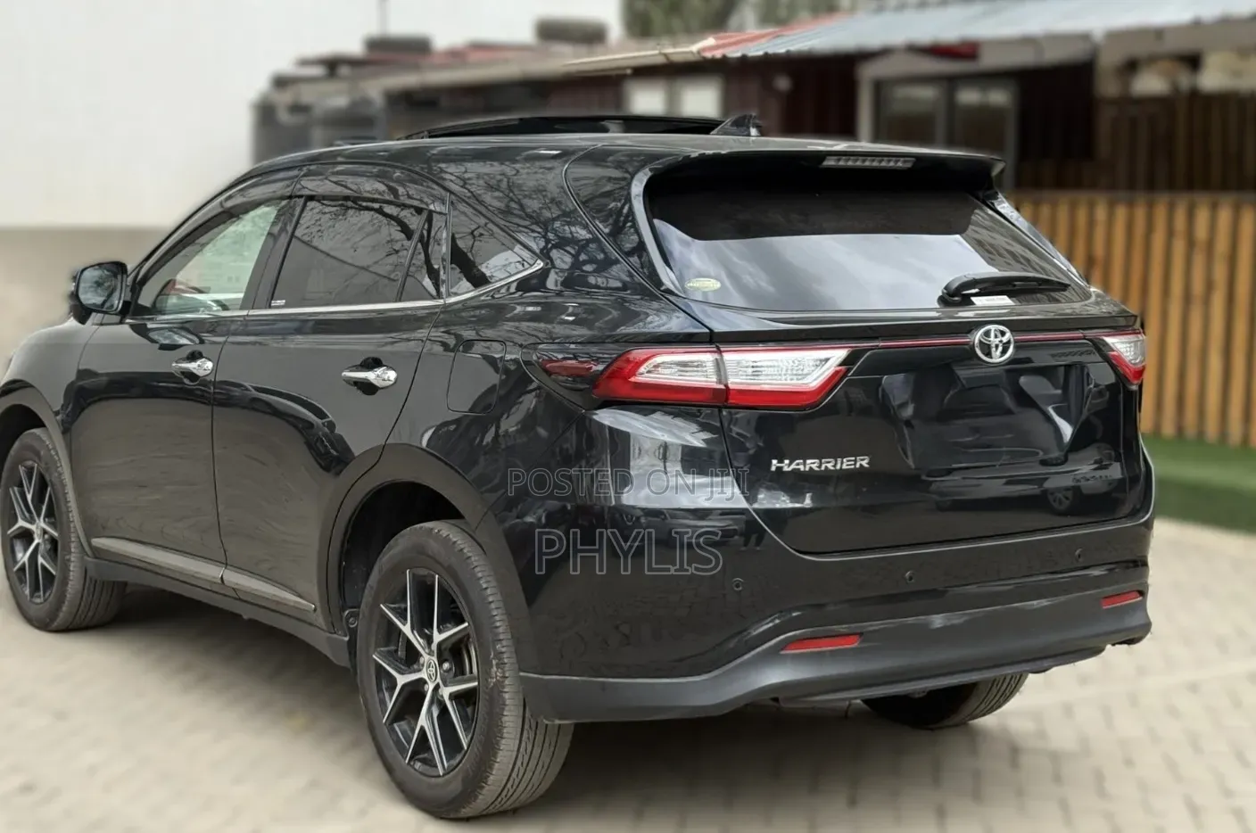 Toyota Harrier 2.0 2019 Black