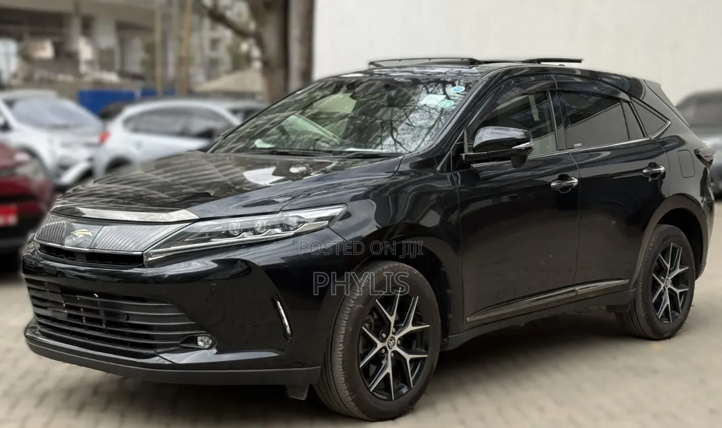Toyota Harrier 2.0 2019 Black