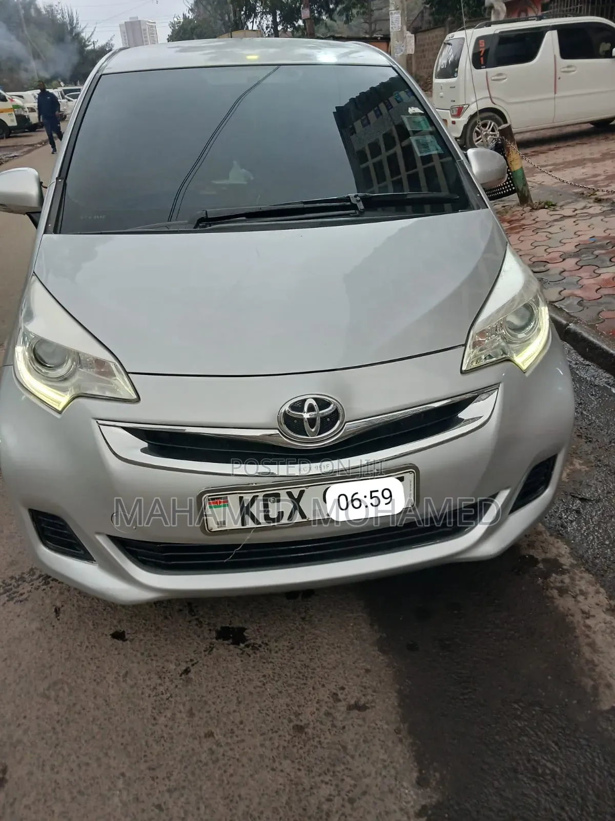 Toyota Ractis 2014 Silver