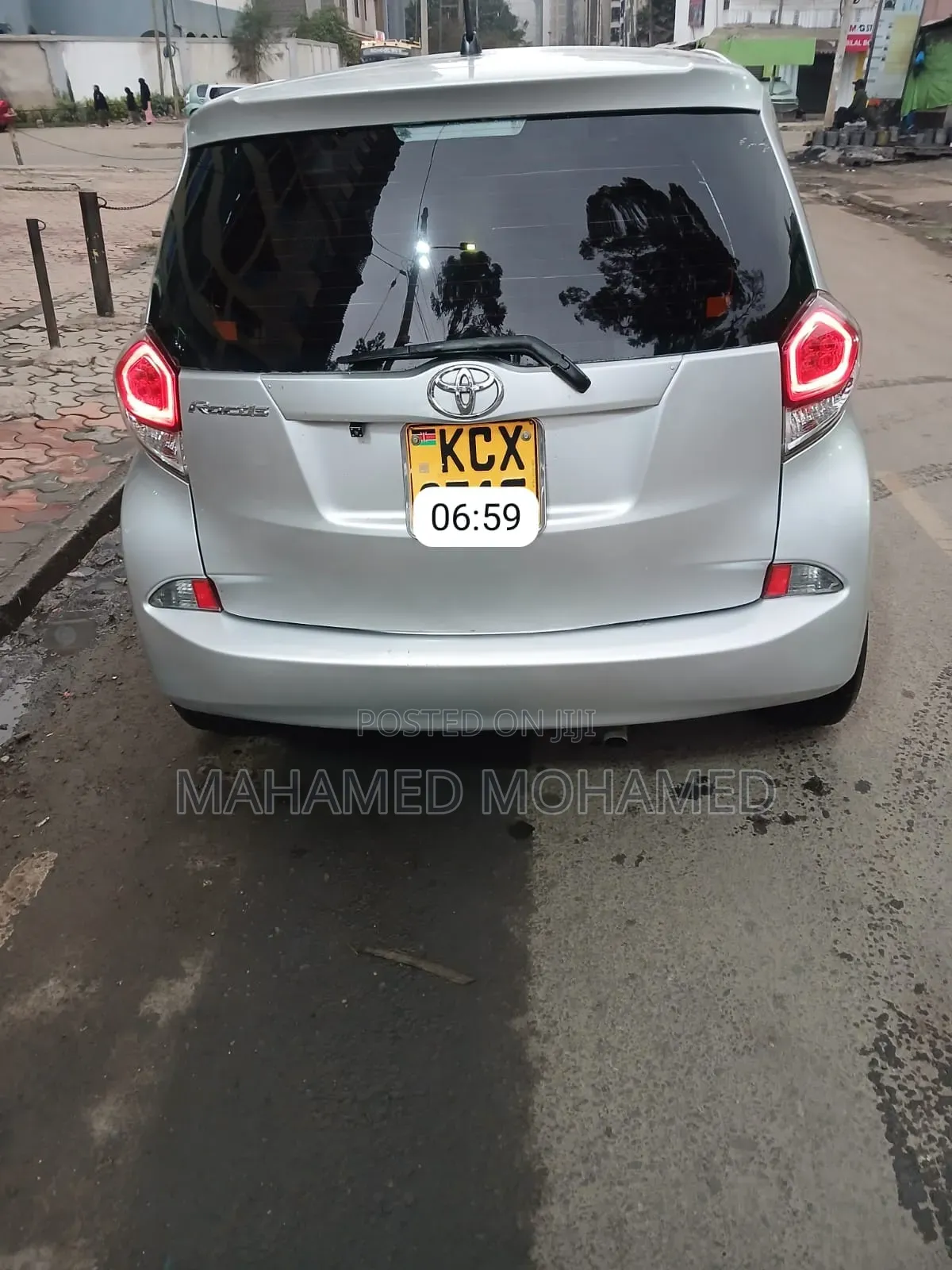 Toyota Ractis 2014 Silver