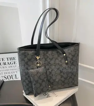 Aesthetic Women Tote Bags