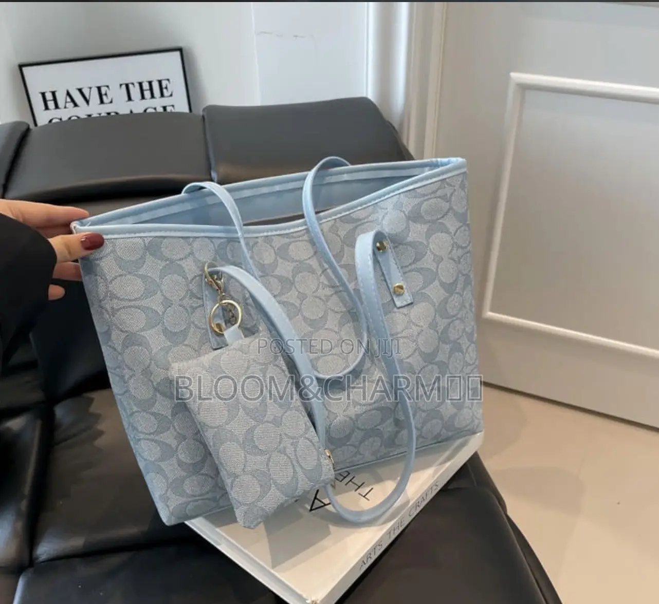 Aesthetic Women Tote Bags