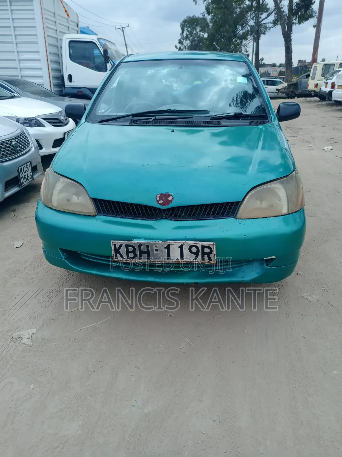 Toyota Platz 2004 Green
