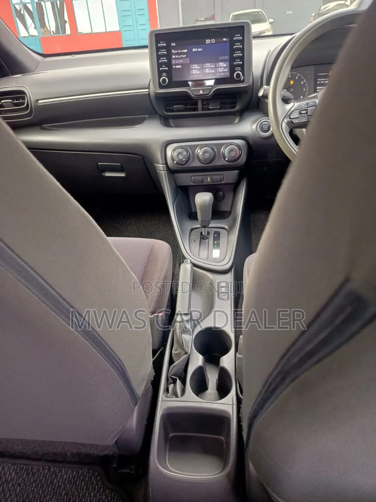 Toyota Yaris 2019 Black
