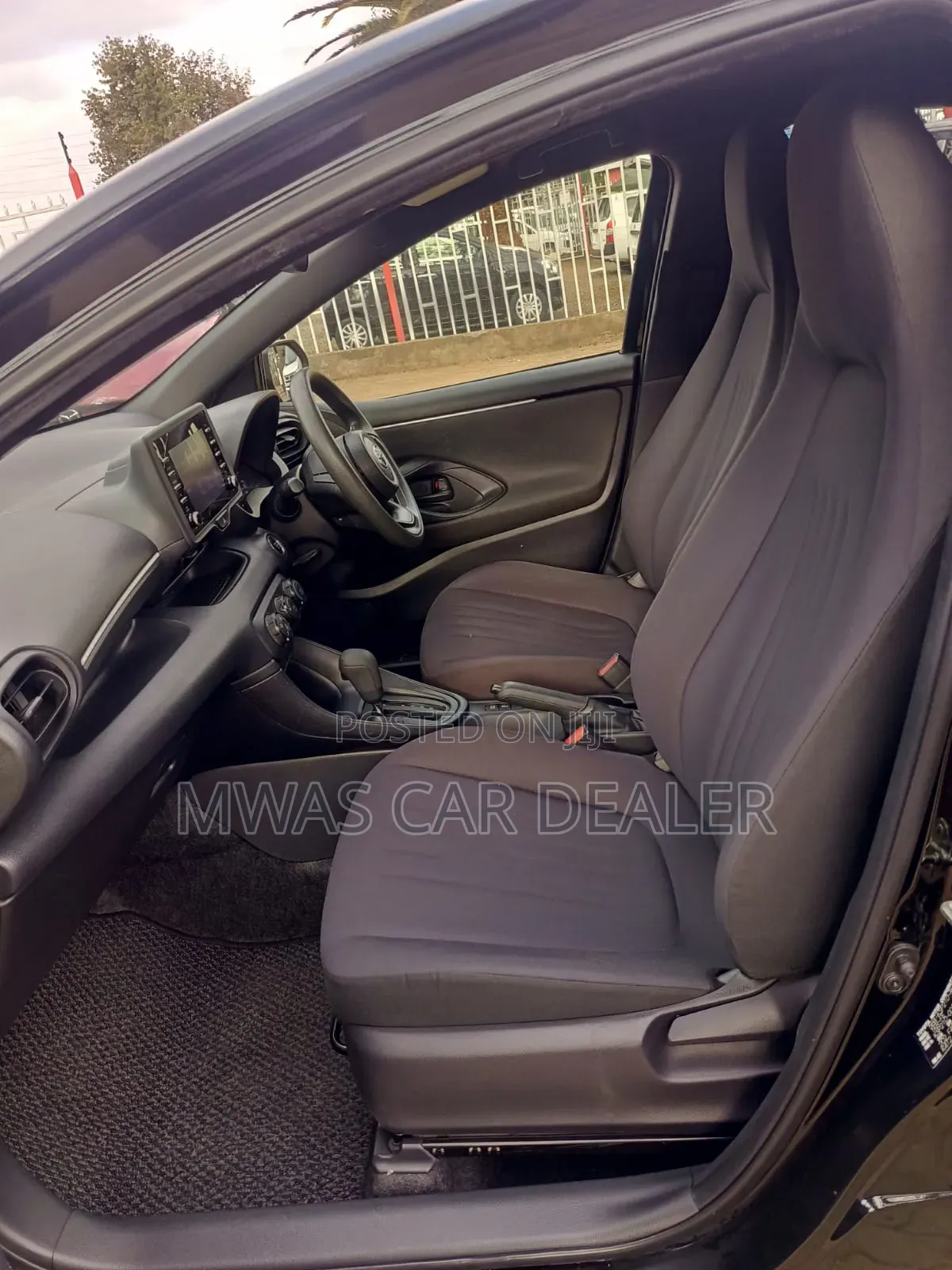 Toyota Yaris 2019 Black