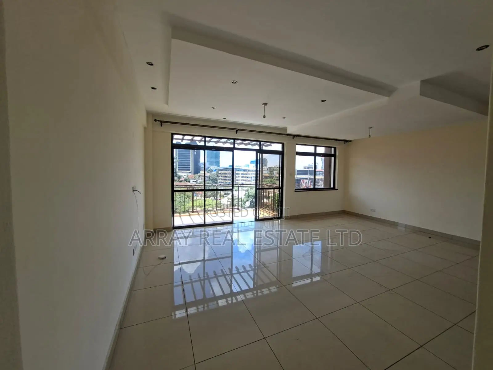 3bdrm Apartment in Raphta Road Area for sale