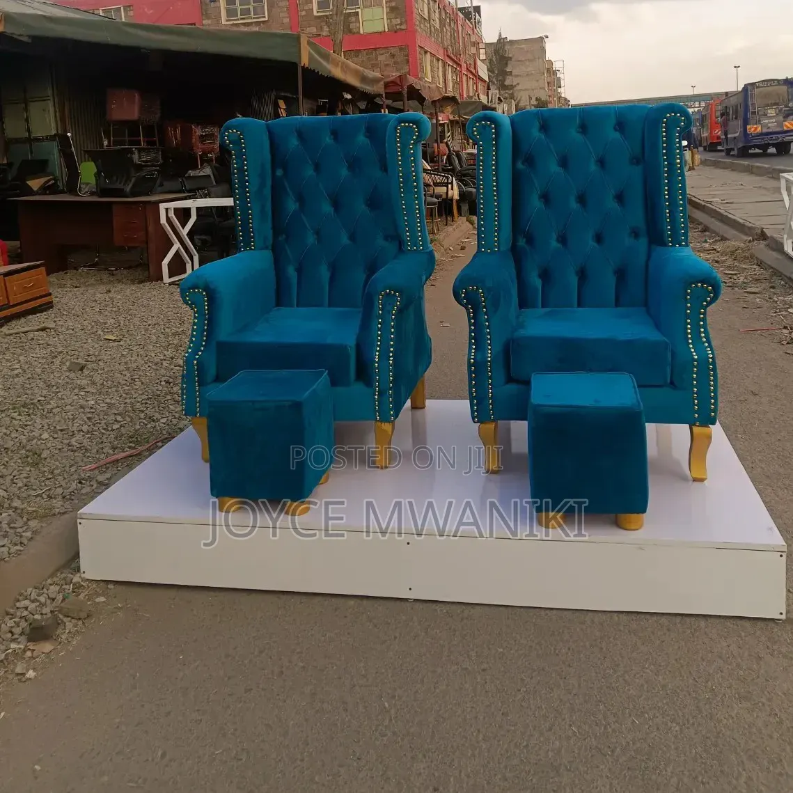 Custom Velvet Pedicure Seats With White Podium 