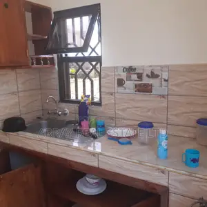 3bdrm Bungalow in Town Centre for sale