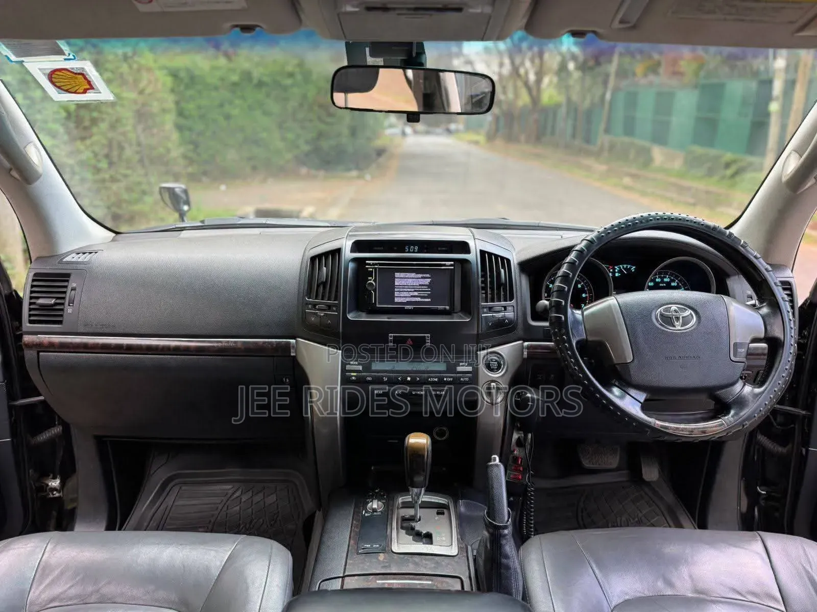 Toyota Land Cruiser 4.6 V8 ZX 2009 Black