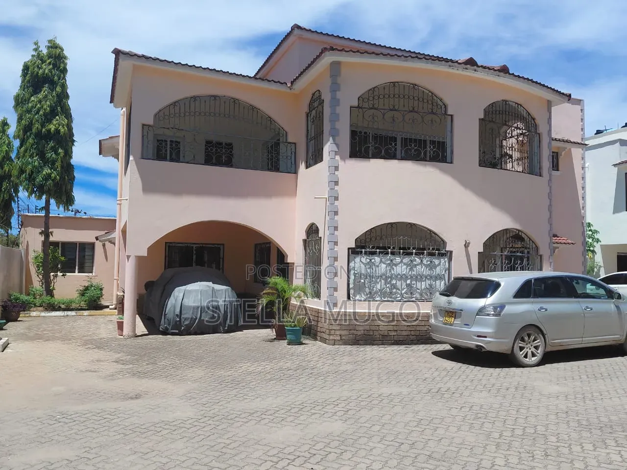 5bdrm Villa in 2Nd Avenue, Nyali Mkomani for sale