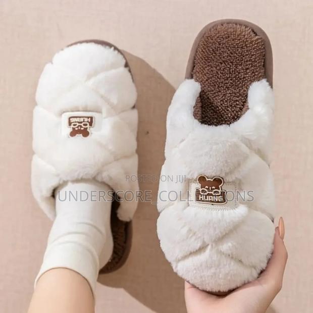 Warm Fleece Indoor Slippers - thumbnail 4